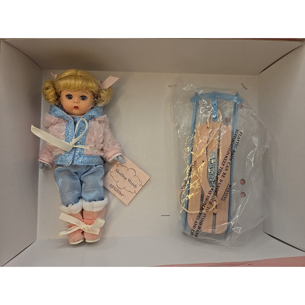 NIB MADAME ALEXANDER DOLL 8" SLEDDING WENDY #36015 Org Box w/Tags NRFB